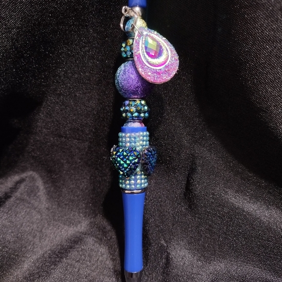 Handmade Refillable Bling Pens - Picture 2 of 6